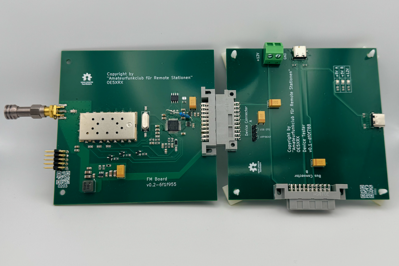 FMTransceiver und DeviceTester zum Debuggen zusammengesteckt